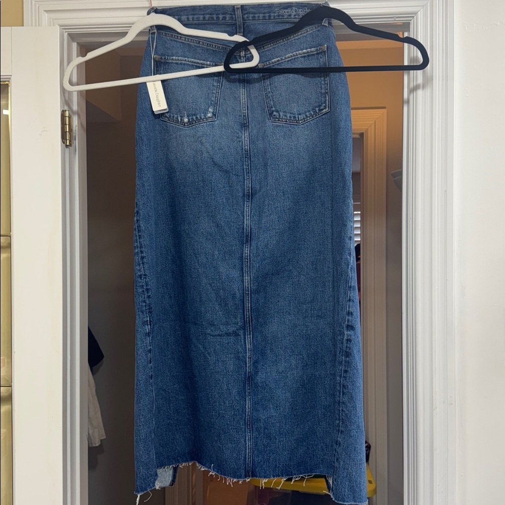 Favourite Daughter Size 33 Denim Skirt - Picture 2 of 4